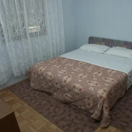 Za Apartment *